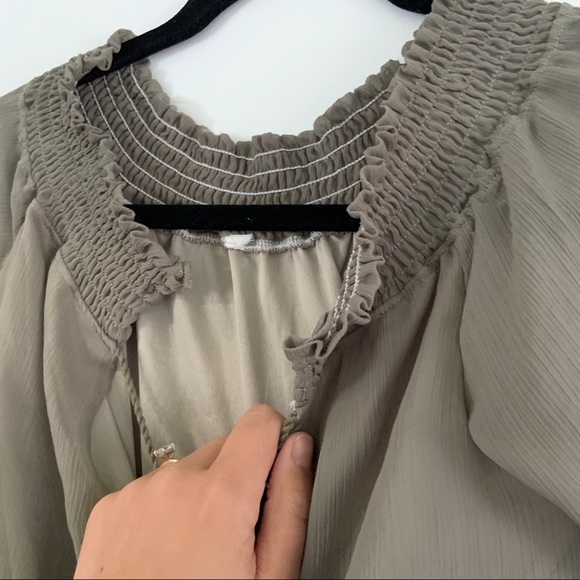 Olive Quarter Sleeve Flowy Dress - Picture 4 of 6